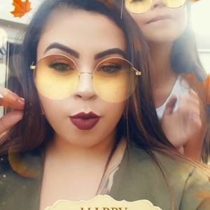 Meet your Posher, Emiley